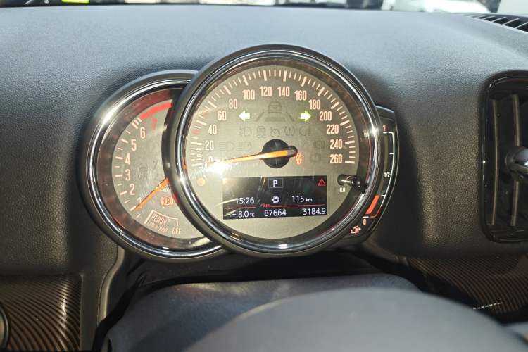 Used MINI Countryman 2018 1.5T COOPER Artist Instrument Cluster