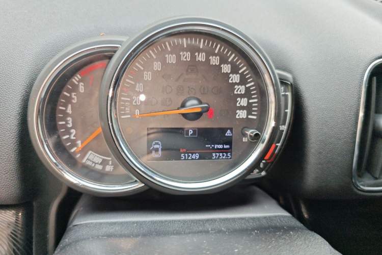 Used MINI Countryman 2018 2.0T COOPER S ALL4 Artist Instrument Cluster