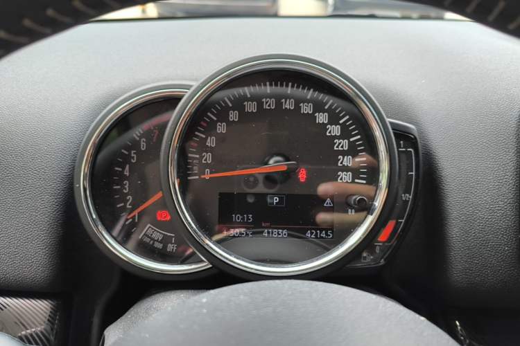 Used MINI Countryman 2018 1.5T COOPER ALL4 Artist Instrument Cluster
