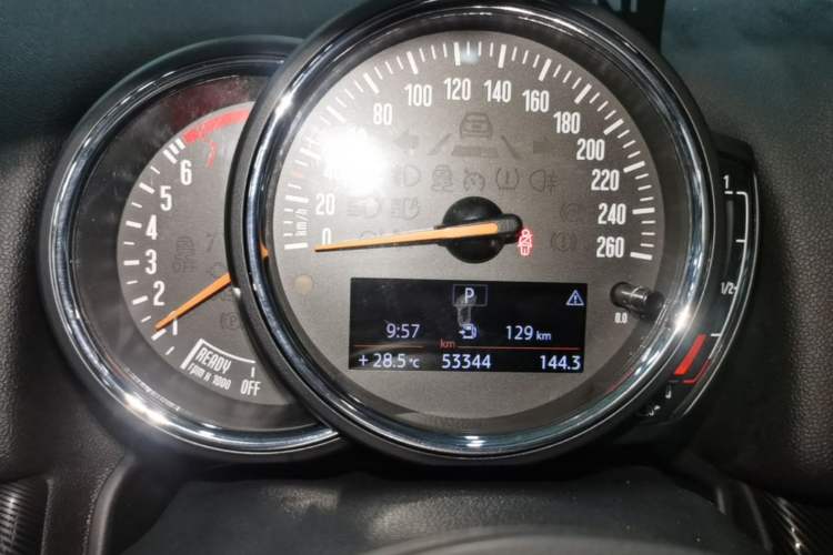 Used MINI Countryman 2018 1.5T COOPER ALL4 Artist Instrument Cluster