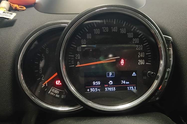 Used MINI Countryman 2018 2.0T COOPER S ALL4 Artist Instrument Cluster