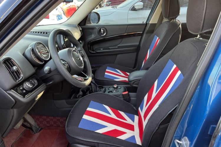 Used MINI Countryman 2018 1.5T COOPER Special Edition Interior 2