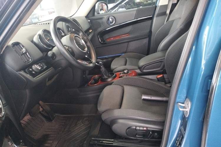 Used MINI Countryman 2018 1.5T COOPER ALL4 Classic Edition Left Front Seat