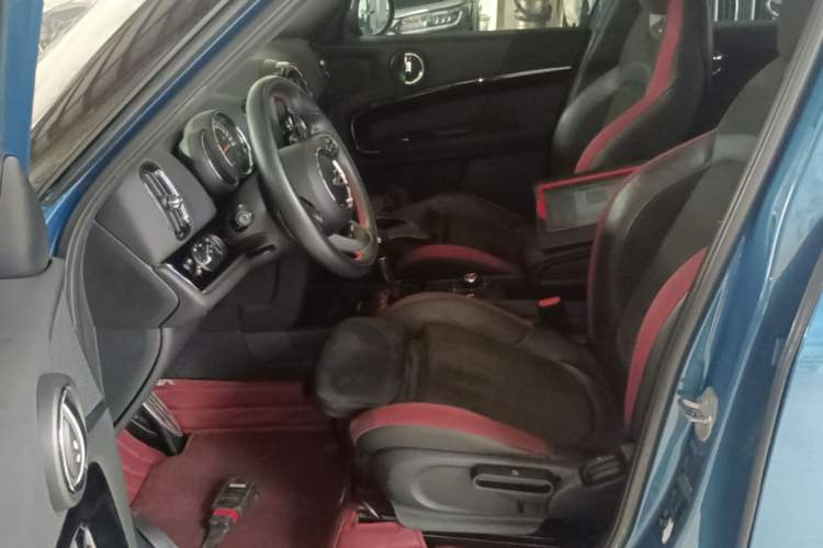 Used MINI Countryman 2018 2.0T COOPER S ALL4 Racing Driver Left Front Seat