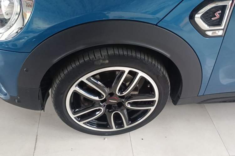 Used MINI Countryman 2018 2.0T COOPER S ALL4 Racing Driver Left Front Wheel Hub