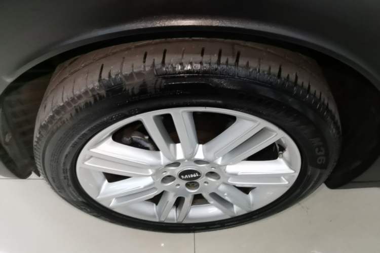 Used MINI Countryman 2018 1.5T COOPER ALL4 Artist Left Front Wheel Hub