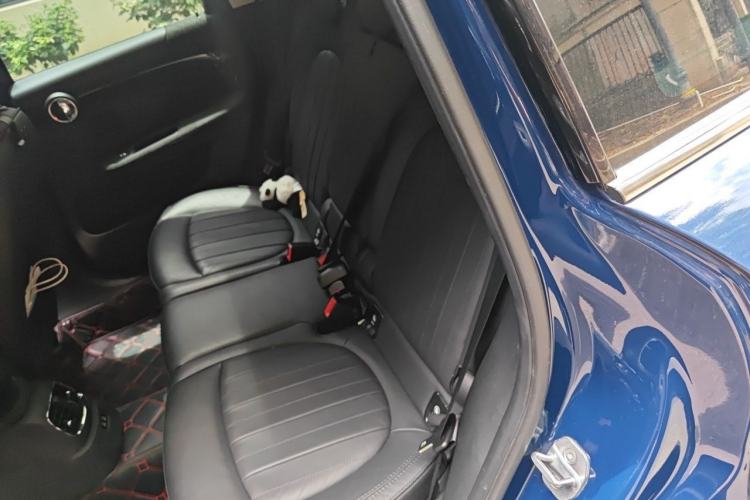 Used MINI Countryman 2018 2.0T COOPER S ALL4 Artist Left Rear Seat
