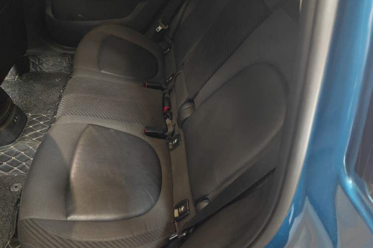 Used MINI Countryman 2018 1.5T COOPER ALL4 Classic Edition Left Rear Seat