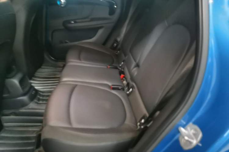 Used MINI Countryman 2018 1.5T COOPER ALL4 Artist Left Rear Seat