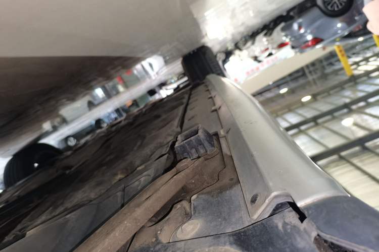 Used MINI Countryman 2018 1.5T COOPER Artist Left Side Sill
