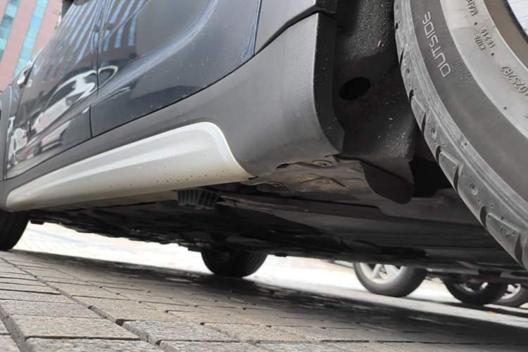 Used MINI Countryman 2018 1.5T COOPER ALL4 Artist Left Side Sill