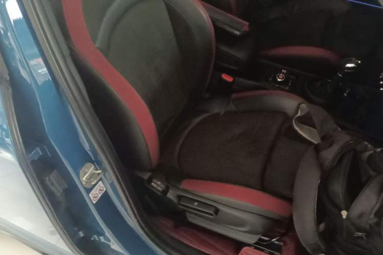 Used MINI Countryman 2018 2.0T COOPER S ALL4 Racing Driver Right Front Seat