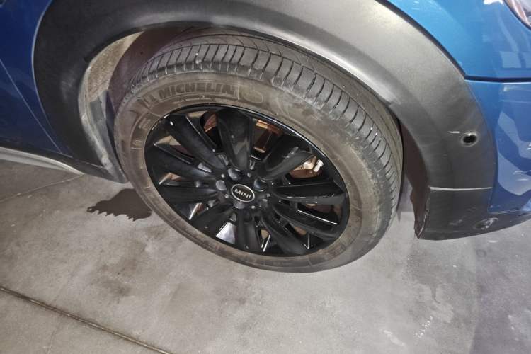 Used MINI Countryman 2018 1.5T COOPER ALL4 Artist Right Front Wheel Hub