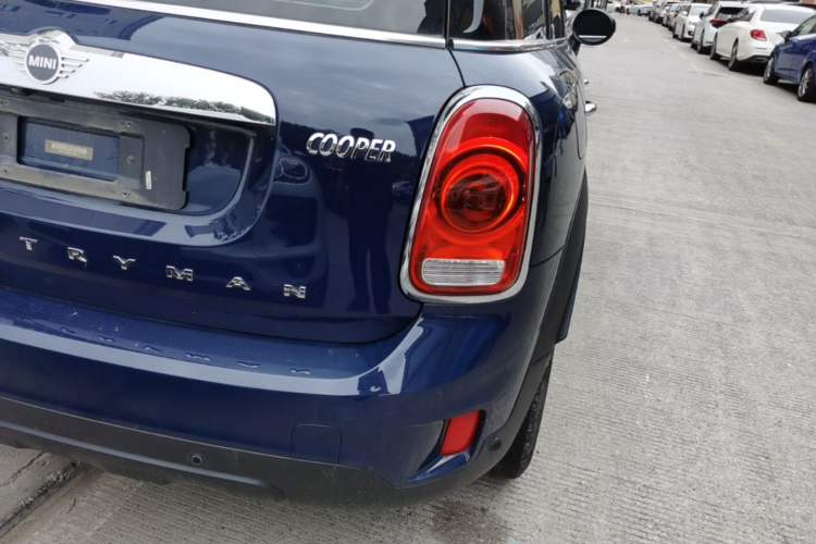 Used MINI Countryman 2018 1.5T COOPER Artist Right Rear Taillight