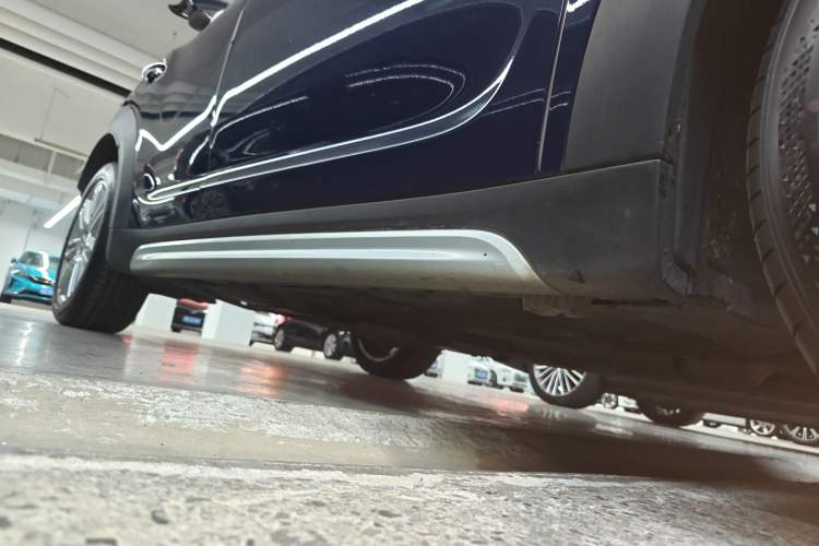 Used MINI Countryman 2018 1.5T COOPER Artist Right Side Sill
