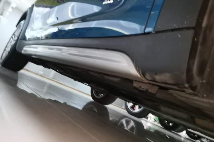 Used MINI Countryman 2018 1.5T COOPER ALL4 Artist Right Side Sill