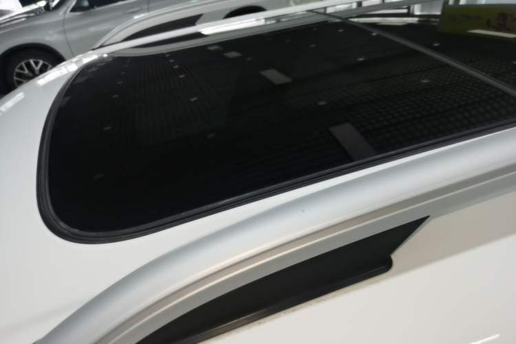 Used MINI Countryman 2018 1.5T COOPER ALL4 Artist Roof