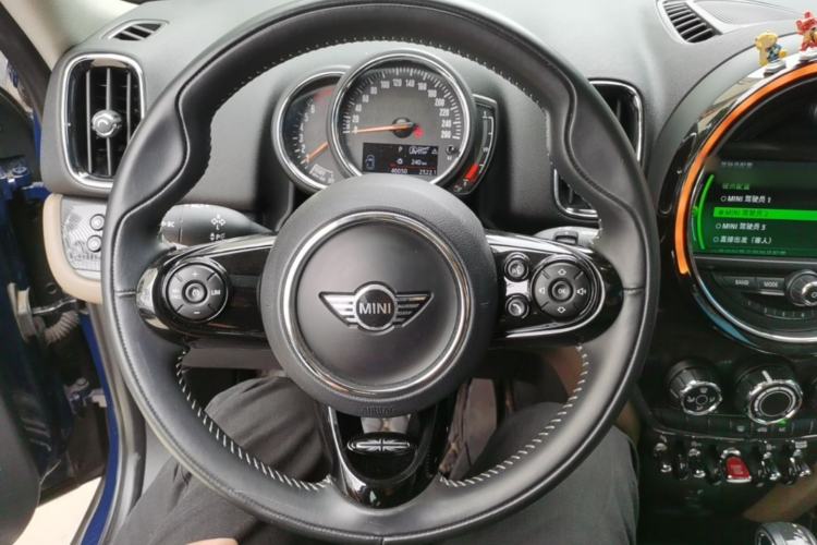 Used MINI Countryman 2018 1.5T COOPER Artist Steering Wheel