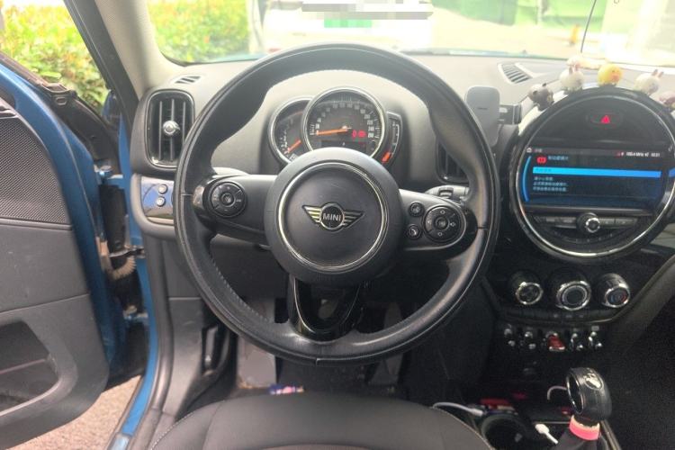 Used MINI Countryman 2018 1.5T COOPER Special Edition Steering Wheel