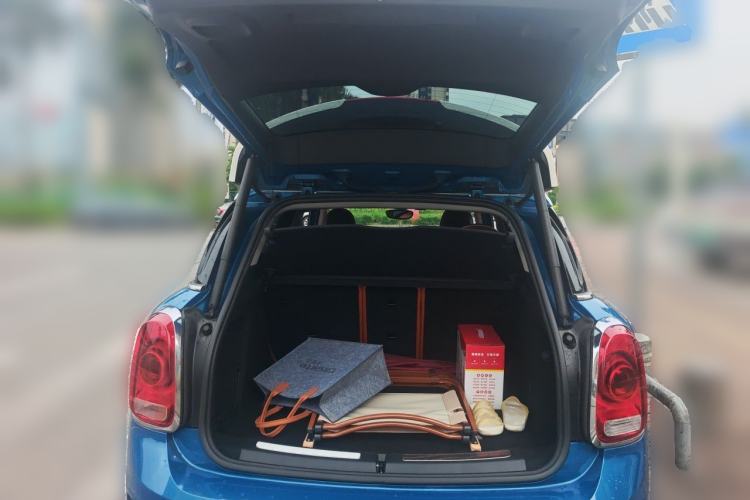 Used MINI Countryman 2018 1.5T COOPER Special Edition Trunk