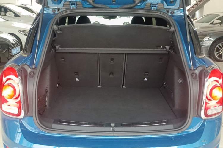 Used MINI Countryman 2018 2.0T COOPER S ALL4 Racing Driver Trunk