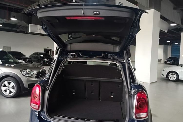 Used MINI Countryman 2018 1.5T COOPER ALL4 Artist Trunk