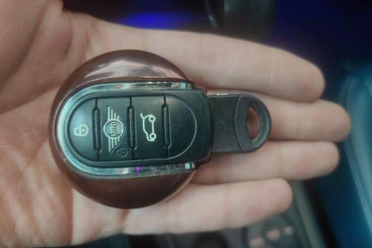 Used MINI Countryman 2018 1.5T COOPER Special Edition Vehicle Key