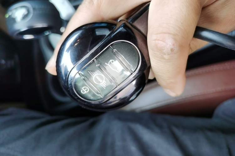 Used MINI Countryman 2018 1.5T COOPER Artist Vehicle Key
