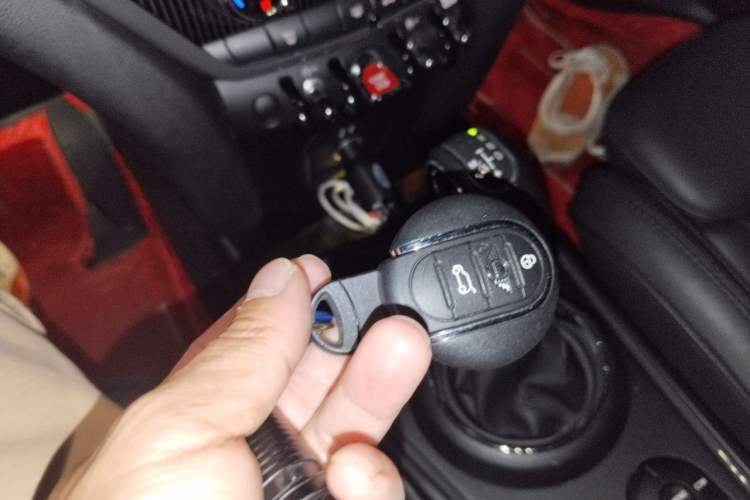 Used MINI Countryman 2018 2.0T COOPER S ALL4 Artist Vehicle Key