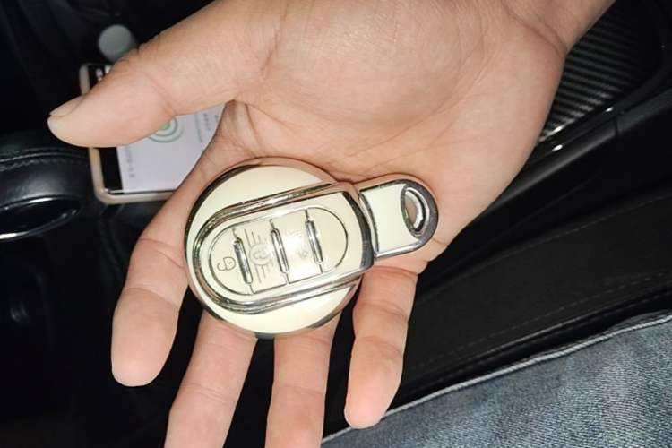 Used MINI Countryman 2018 1.5T COOPER ALL4 Artist Vehicle Key