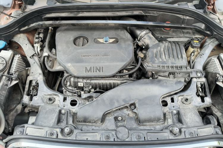 Used MINI Countryman 2018 1.5T COOPER Artist Engine Bay