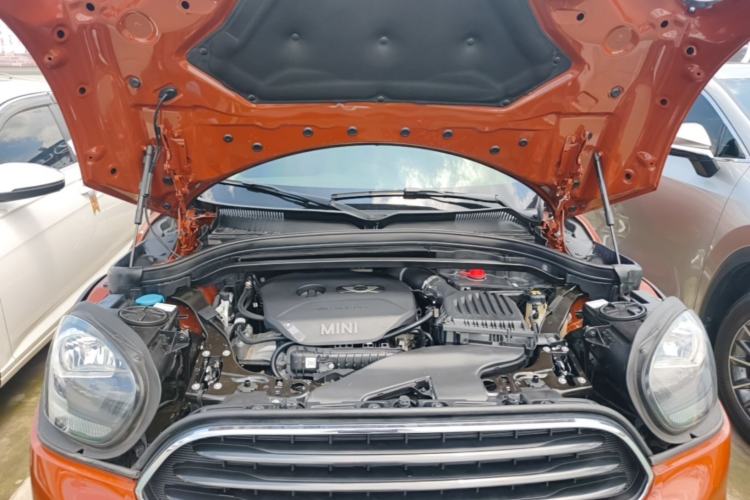 Used MINI Countryman 2018 1.5T COOPER Classic Edition Engine Bay