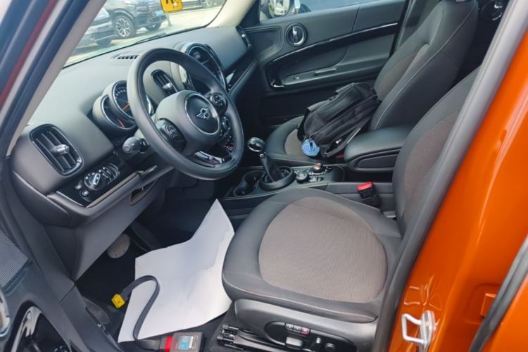 Used MINI Countryman 2018 1.5T COOPER Classic Edition Left Front Seat
