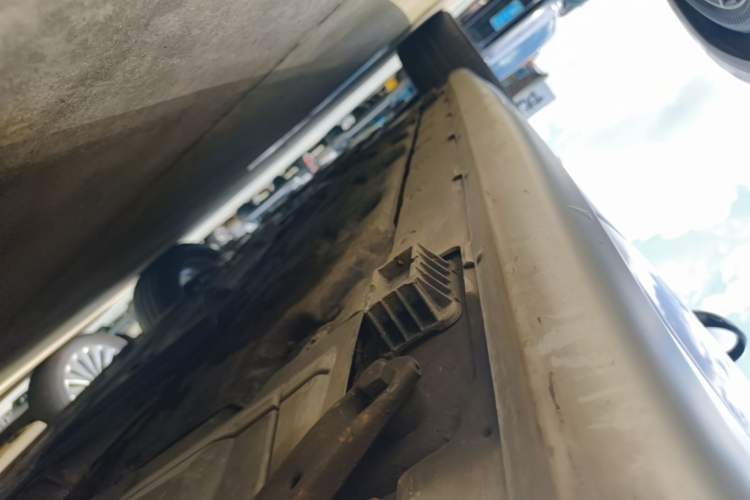 Used MINI Countryman 2018 1.5T COOPER Classic Edition Left Side Sill