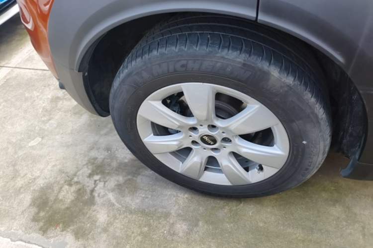 Used MINI Countryman 2018 1.5T COOPER Classic Edition Right Rear Wheel Hub