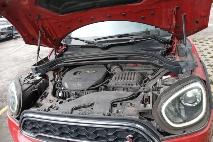 Used MINI Countryman 2018 2.0T COOPER S ALL4 Artist Engine Bay
