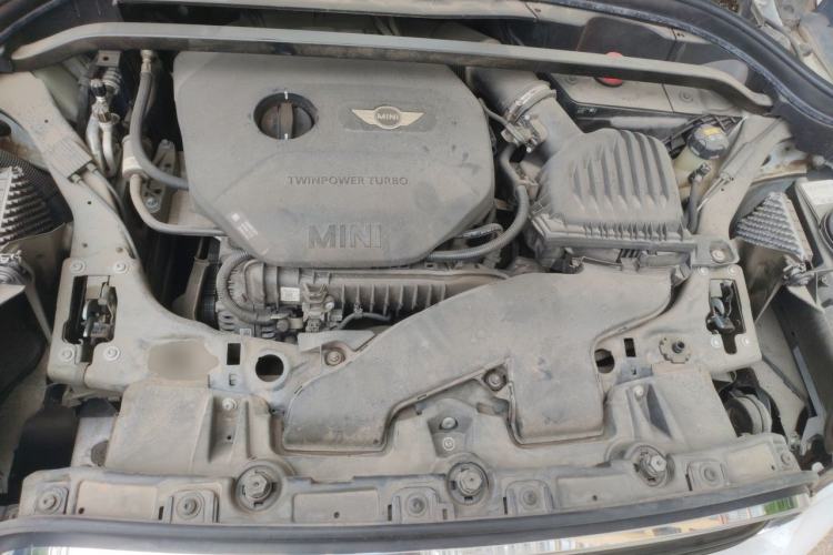 Used MINI Countryman 2018 1.5T COOPER Classic Edition Engine Bay