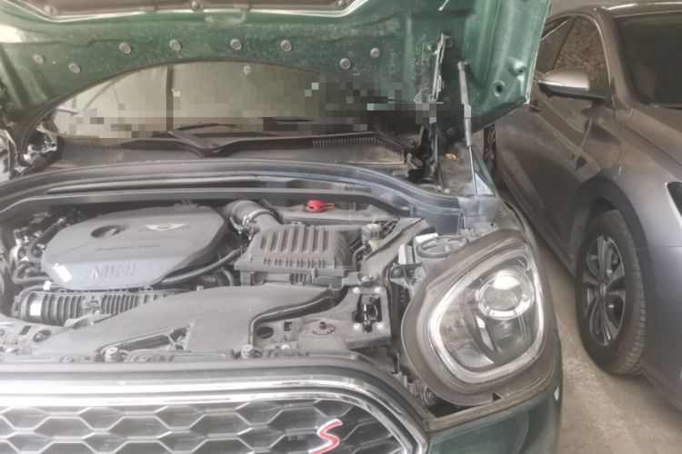 Used MINI Countryman 2018 2.0T COOPER S ALL4 Artist Engine Bay Left