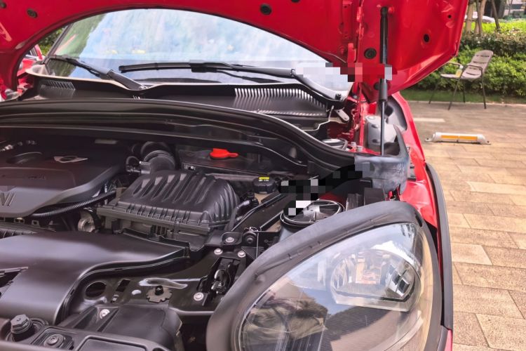 Used MINI Countryman 2018 1.5T COOPER Artist Engine Bay Left