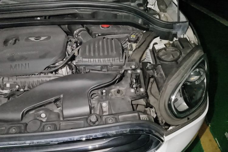 Used MINI Countryman 2018 1.5T COOPER Special Edition Engine Bay Left