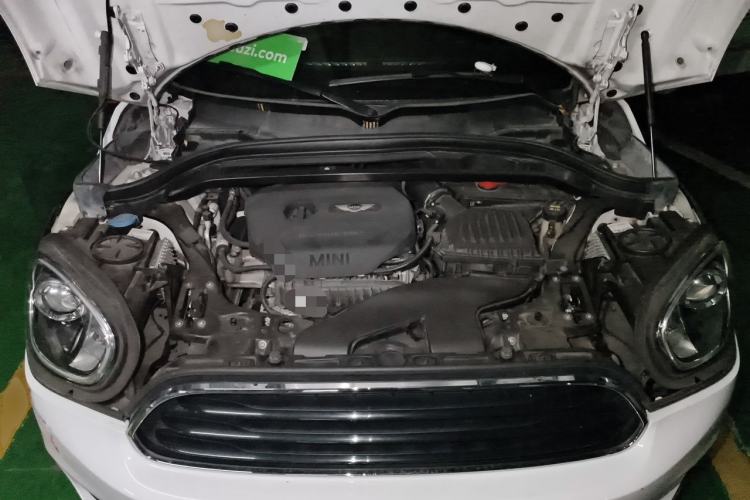 Used MINI Countryman 2018 1.5T COOPER Special Edition Engine Bay