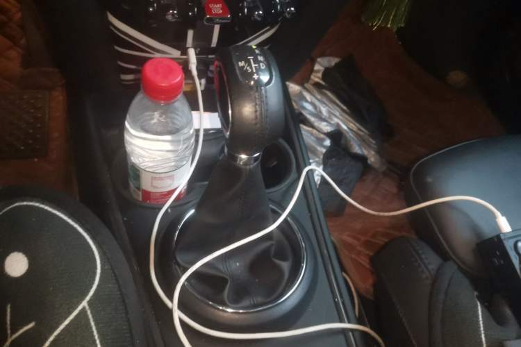 Used MINI Countryman 2018 2.0T COOPER S ALL4 Artist Gear Lever