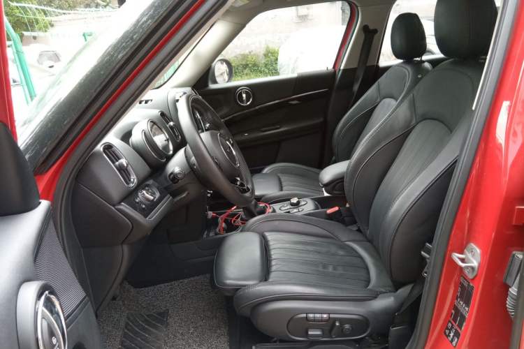 Used MINI Countryman 2018 2.0T COOPER S ALL4 Artist Left Front Seat