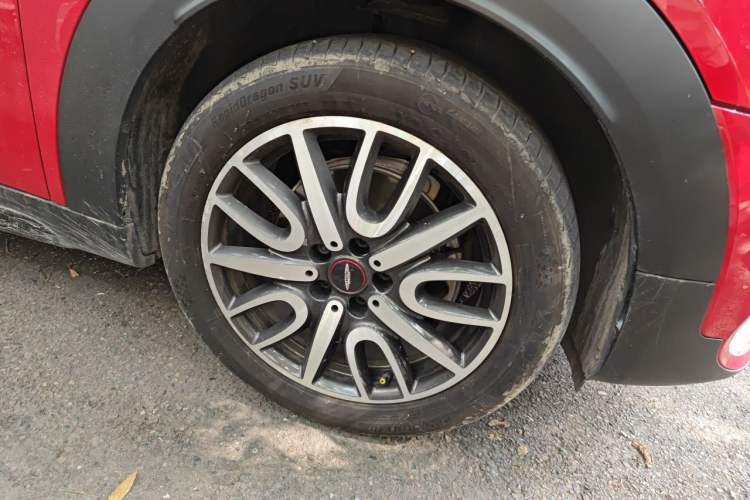 Used MINI Countryman 2018 1.5T COOPER ALL4 Racing Driver Right Front Wheel Hub