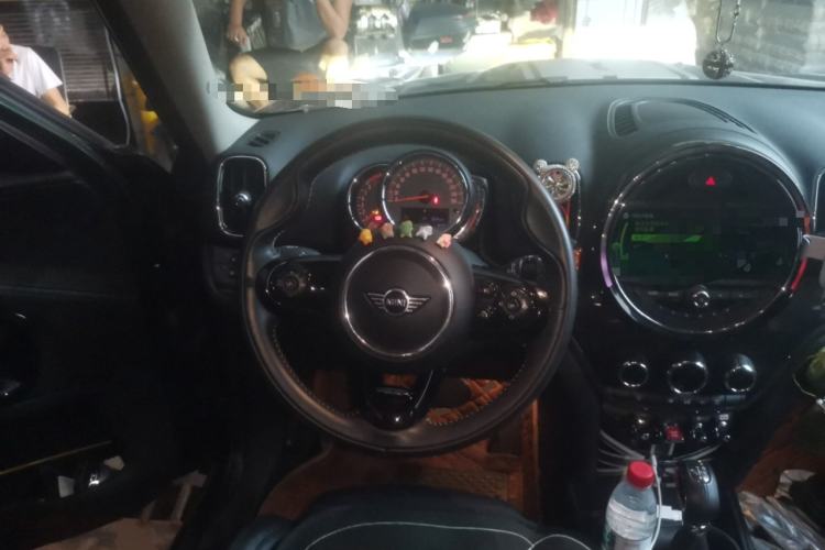 Used MINI Countryman 2018 2.0T COOPER S ALL4 Artist Steering Wheel