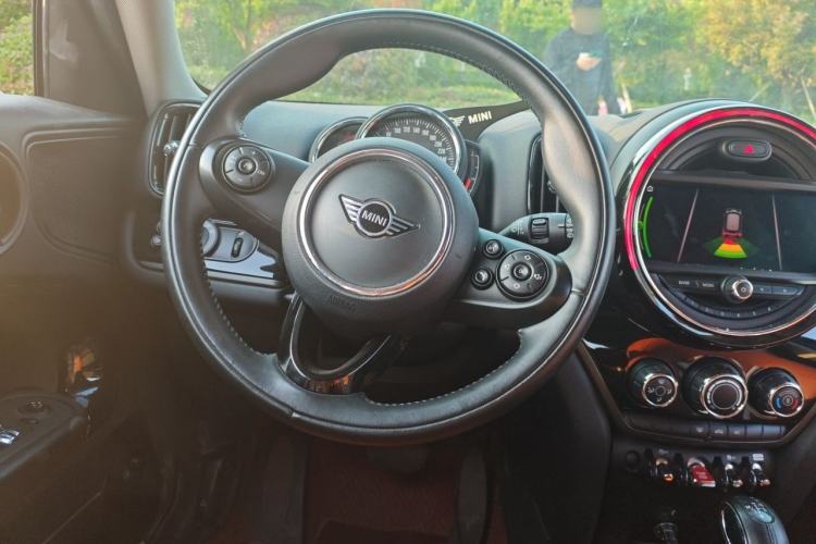 Used MINI Countryman 2018 1.5T COOPER Special Edition Steering Wheel