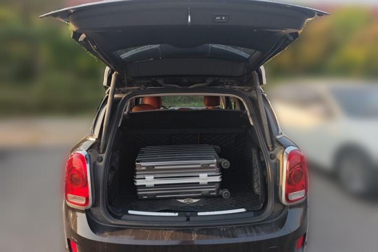 Used MINI Countryman 2018 1.5T COOPER Special Edition Trunk
