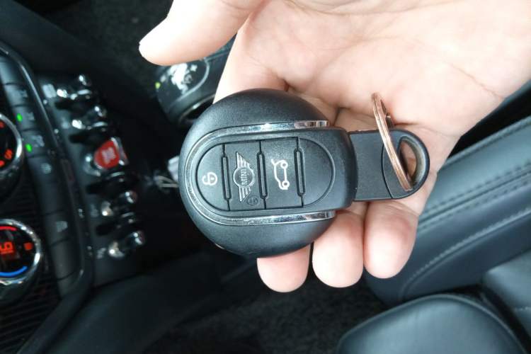 Used MINI Countryman 2018 2.0T COOPER S ALL4 Artist Vehicle Key