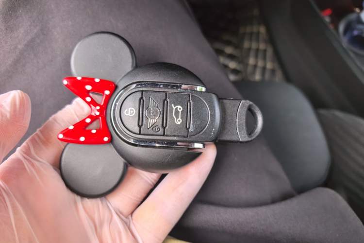 Used MINI Countryman 2018 1.5T COOPER Artist Vehicle Key