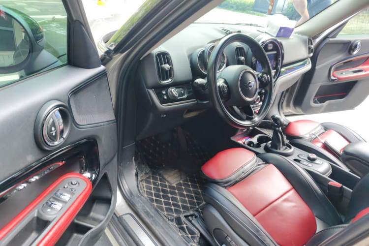 Used MINI Countryman 2018 2.0T COOPER S ALL4 Classic Edition Driver Seat